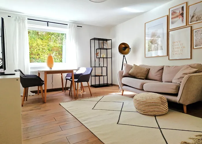 Magnolia: Moderne, Voll Moeblierte Wohnung