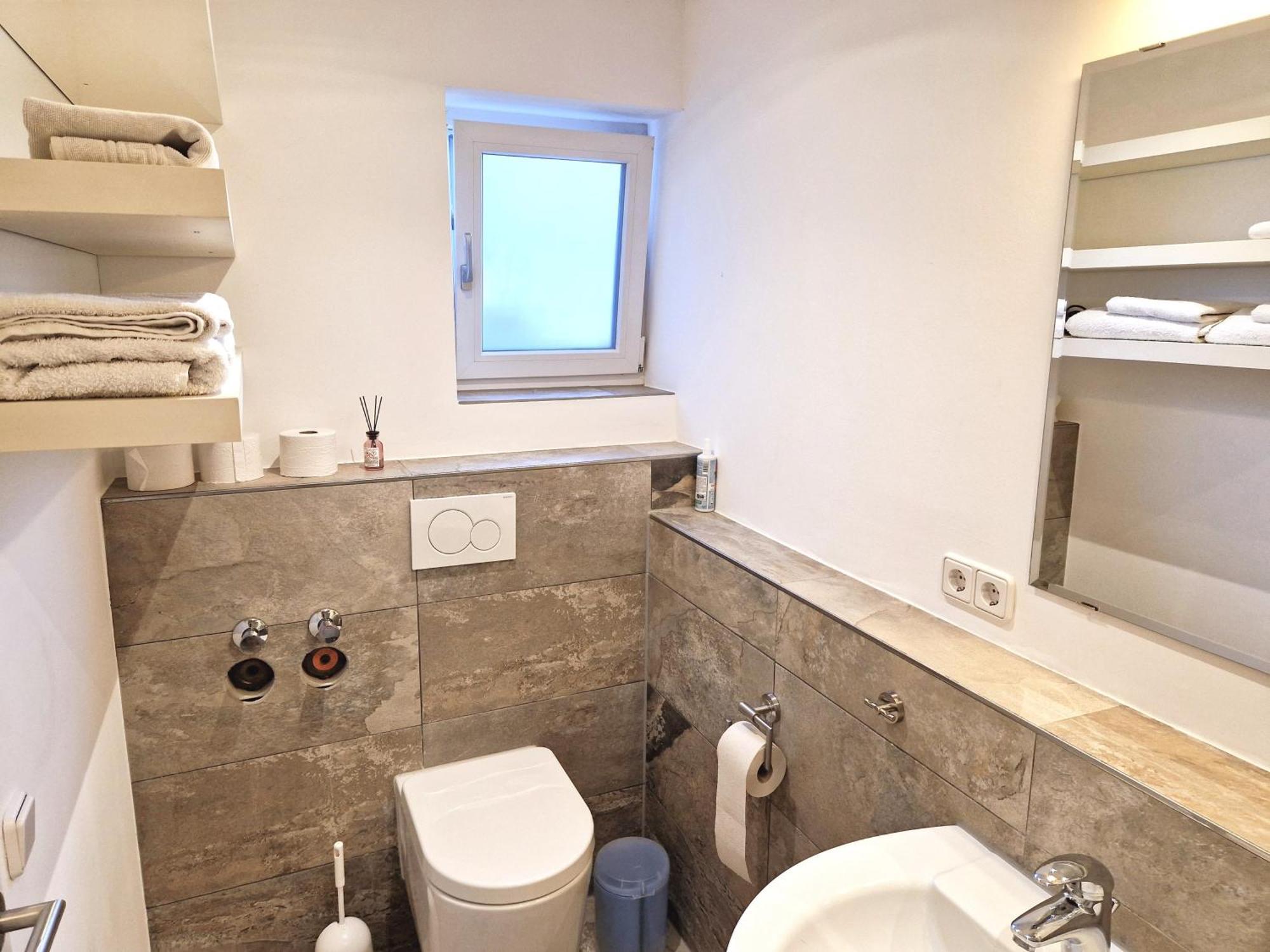 Apartment Magnolia: Moderne, Voll Moeblierte